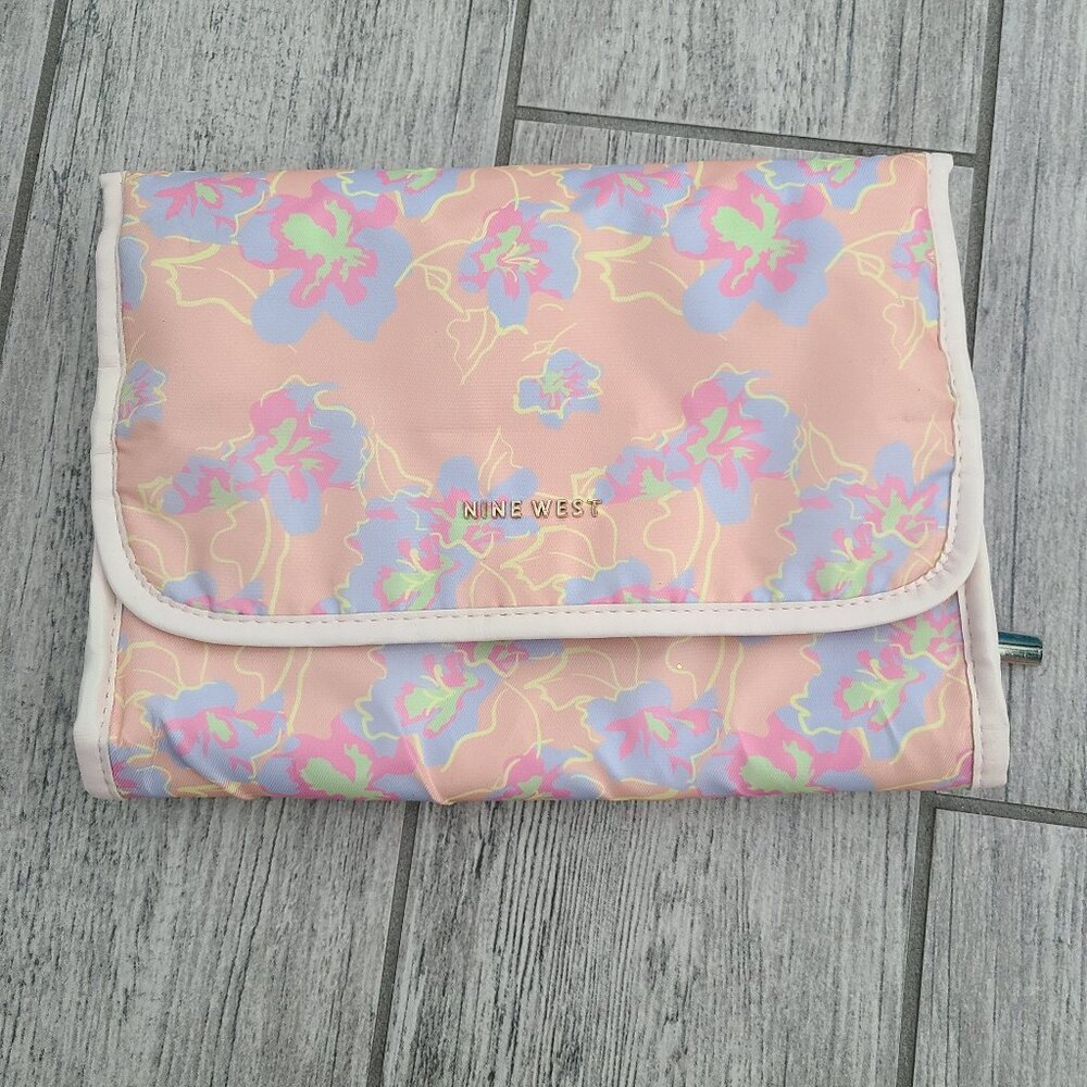 Nine West Floral Hanging Travel Toiletry Bag Peach Multi